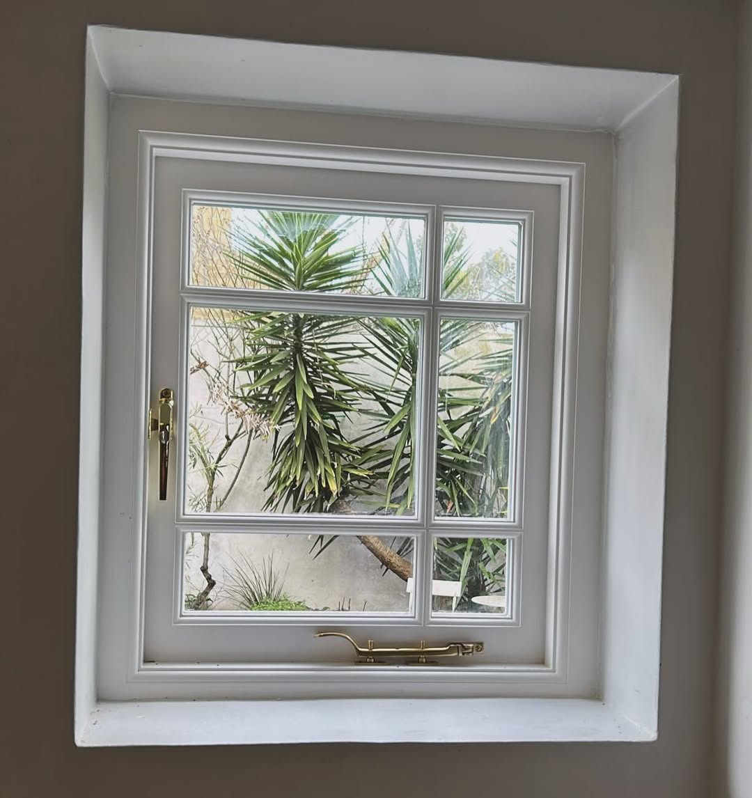 Golden Ratio Windows