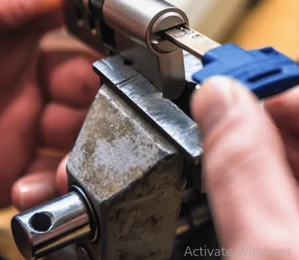 Crown Locksmith Watford